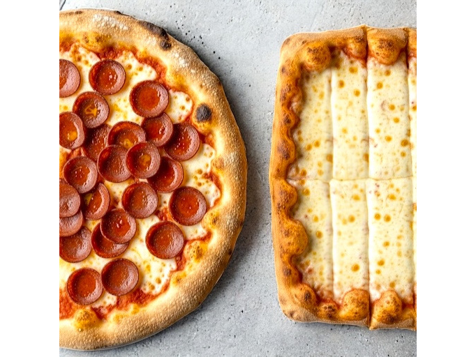 Pepperoni familiar + Palos de queso