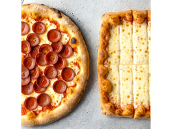 Pepperoni familiar + Palos de queso