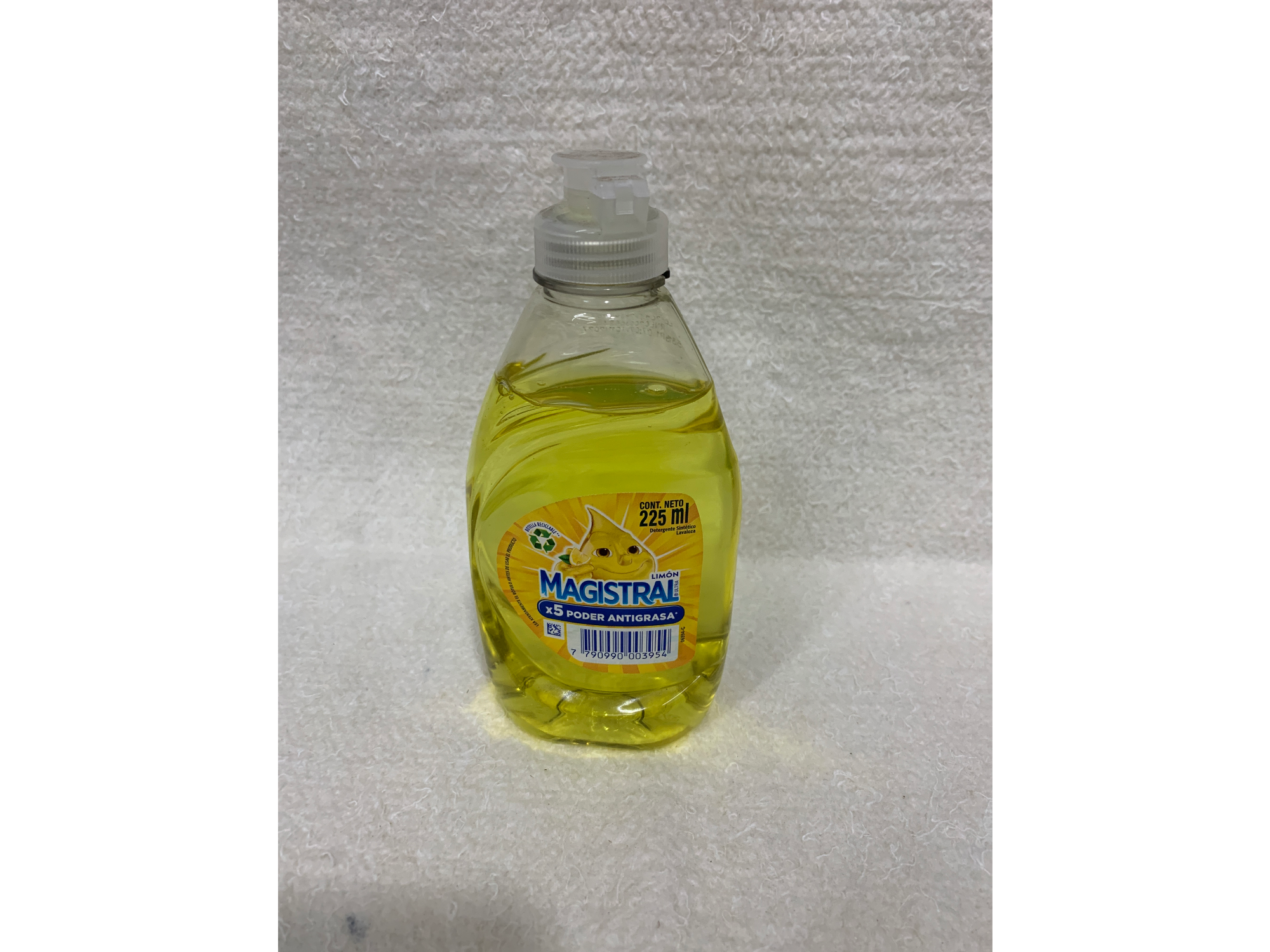 Detergente Magistral 225ml