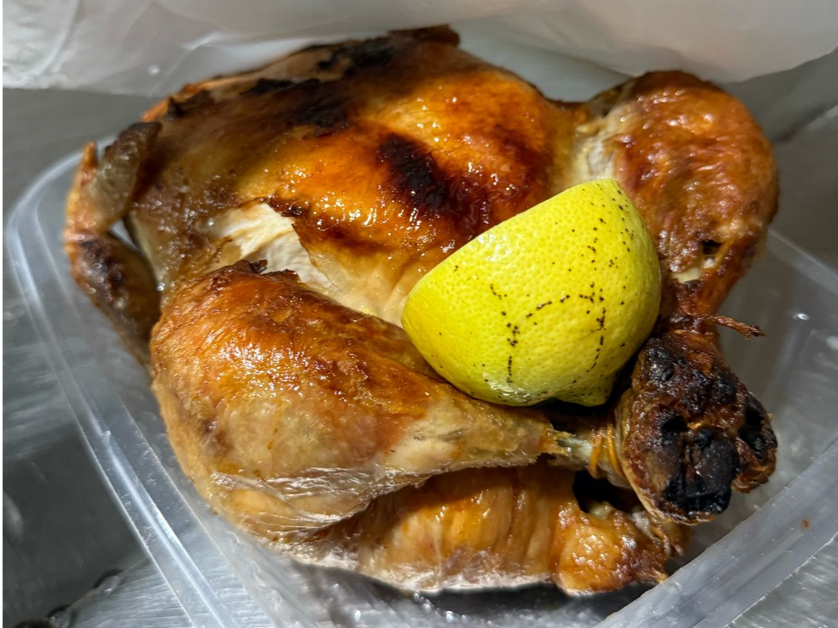 Pollo al horno de barro