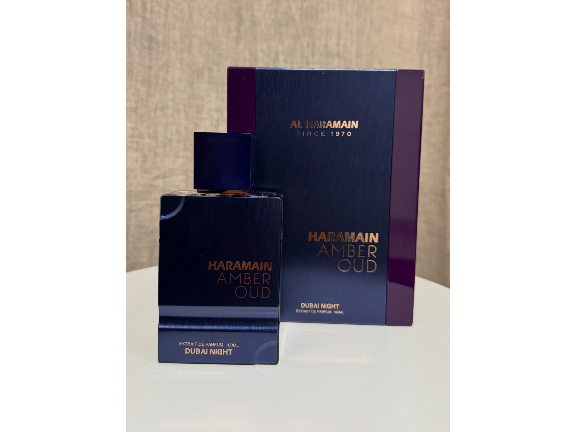 Hamber oud Dubai night