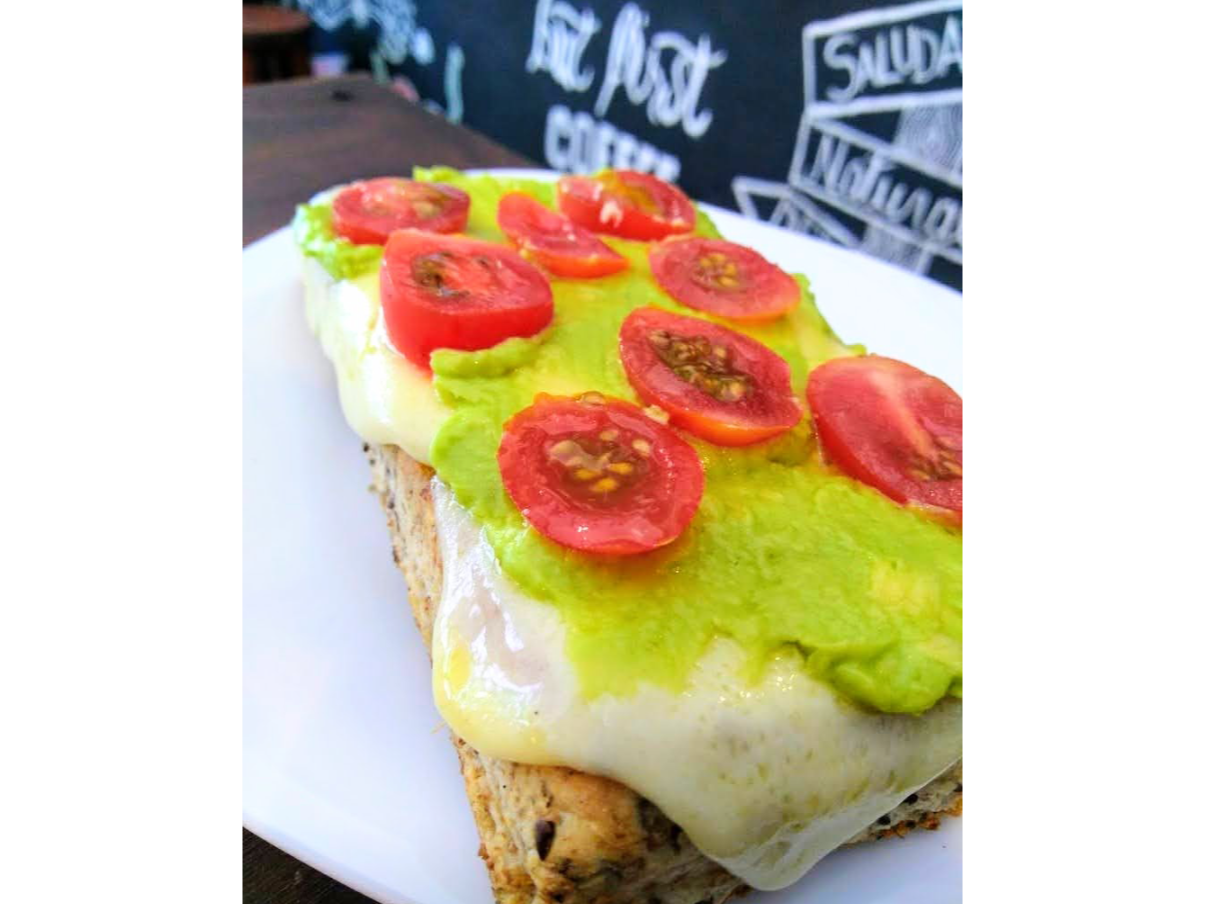 Promo tostada salada + café con leche