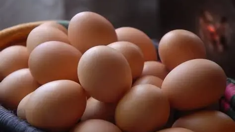 HUEVOS