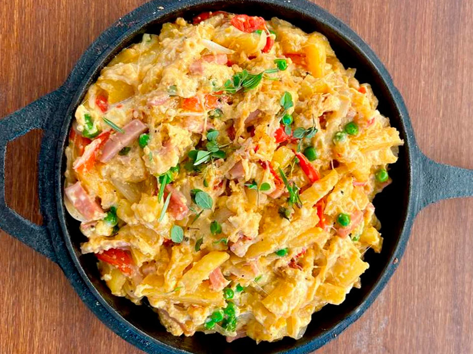 Revuelto gramajo con champignones