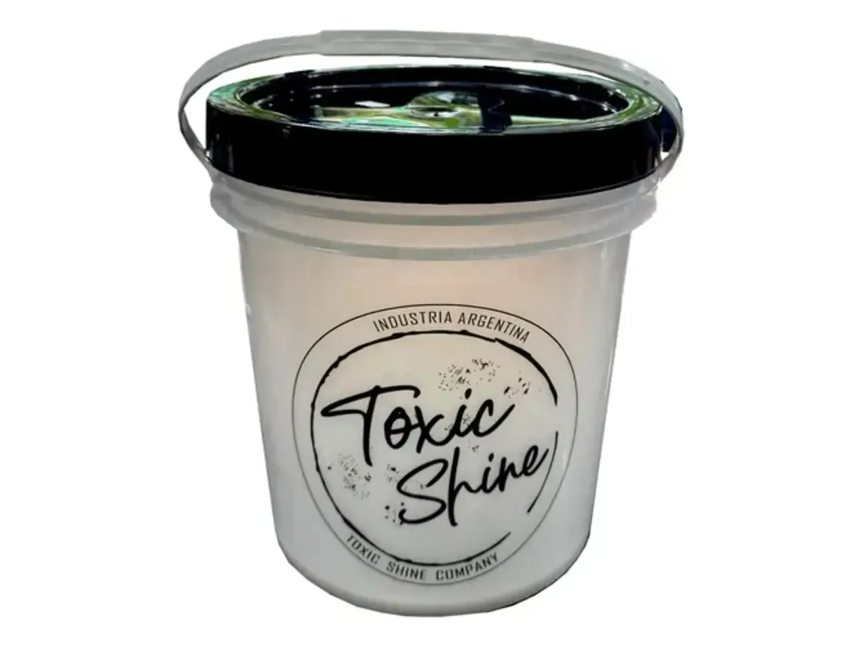 BALDE TOXIC SHINE