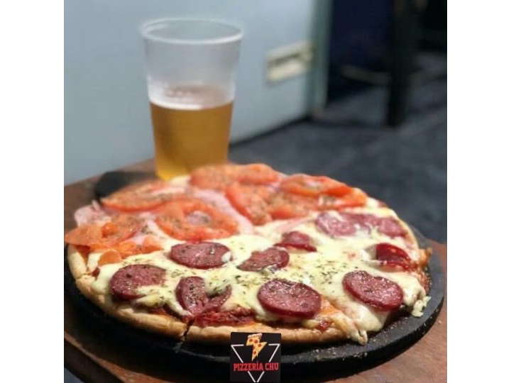 Pizza especial combinada