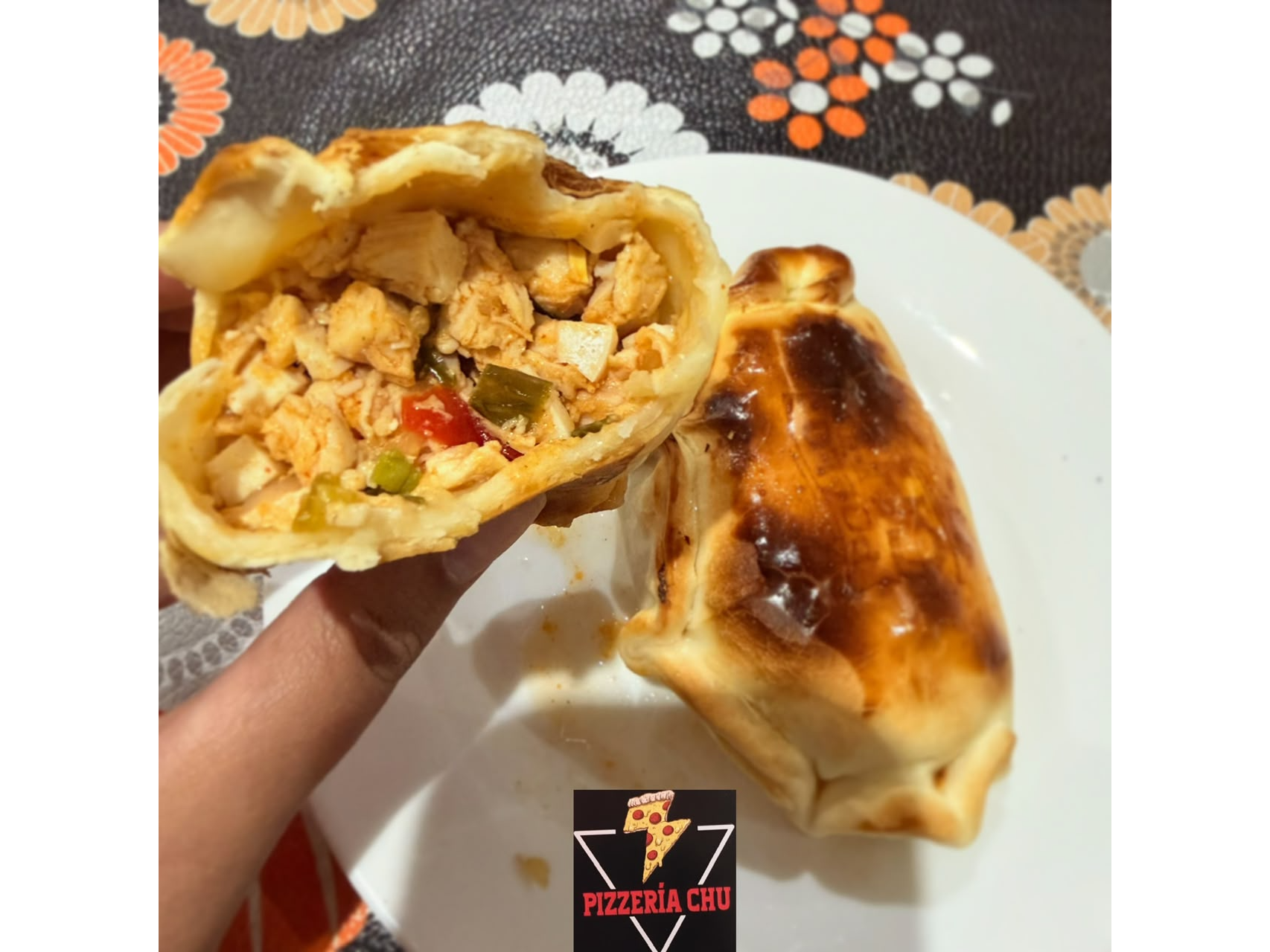 Empanada de pollo (por unidad al horno)