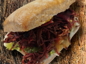 SANDWICH DE VACIO CON CHIMI Y PROVOLETA de MANOLO'S