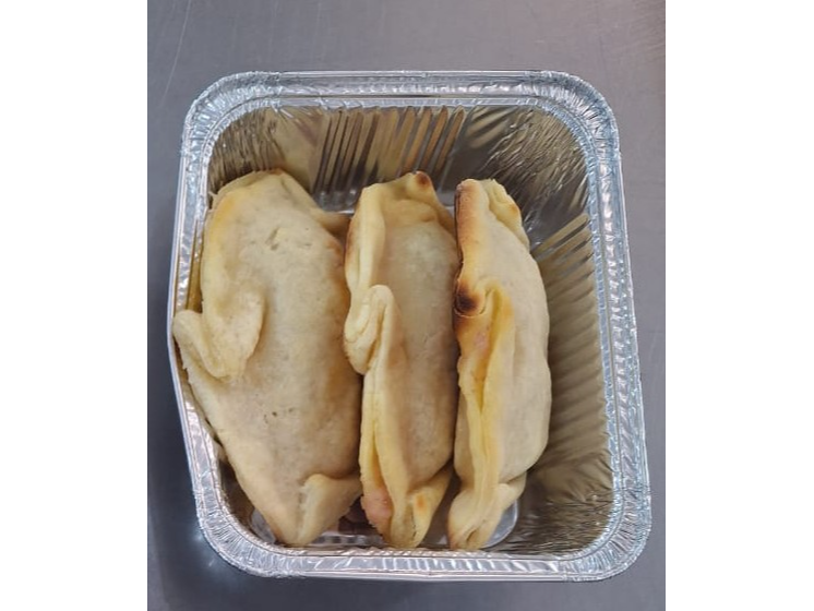 Empanadas de Jamón y Mozzarella precocidas x3 u SCARAMANZIA