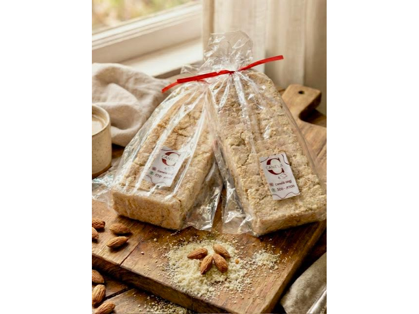 Pan Molde H. de Almendras CANELA
