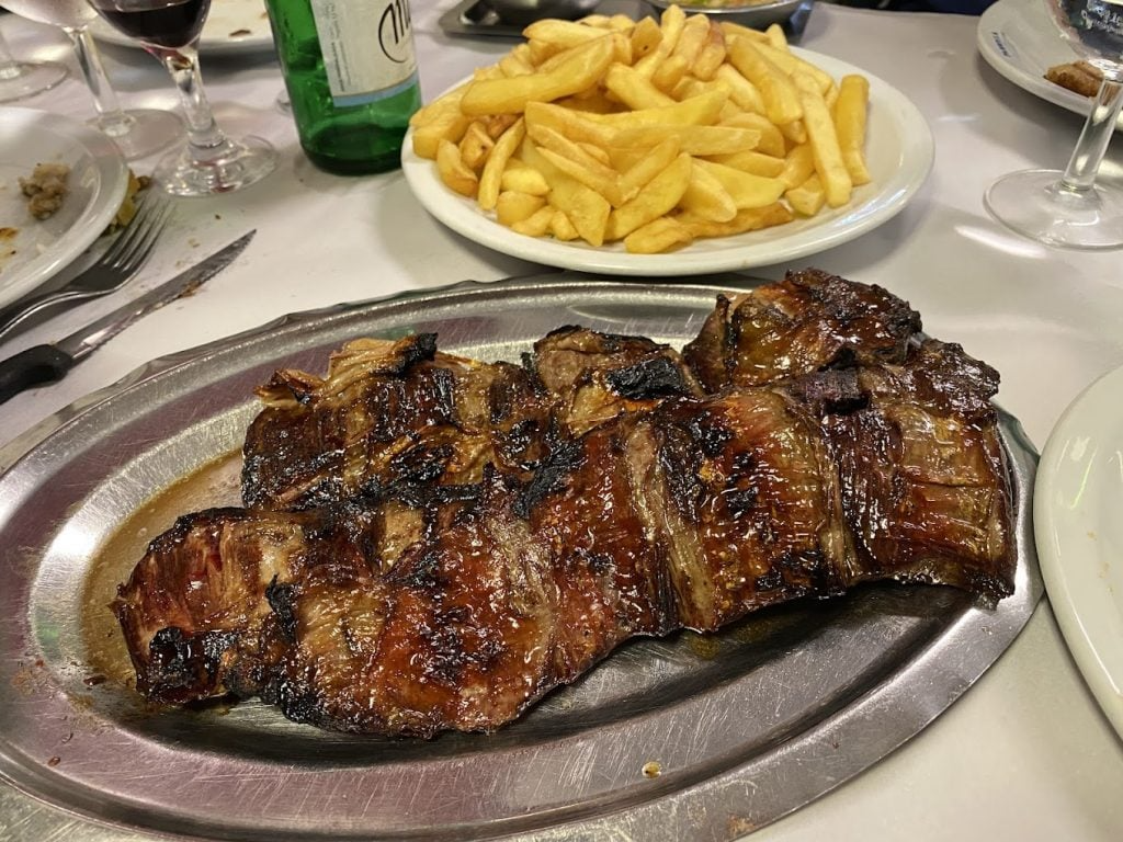 ASADO BANDERITA  + GUARNICION