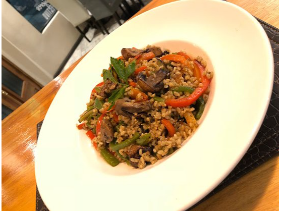 ARROZ YAMANI CON CARNE Y VERDURAS