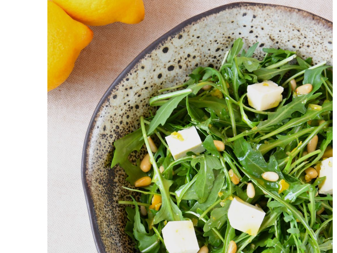 ENSALADA DE RUCULA Y PARMESANO