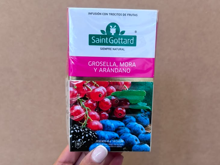 Grosella, mora, arandano