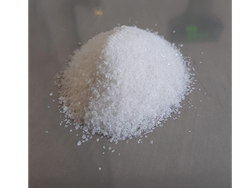 Sal Mariana entre fina