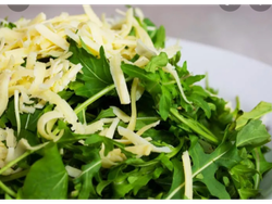 Rucula y parmesano