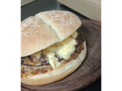 La Gaucha c/ guarnicion de papas fritas
