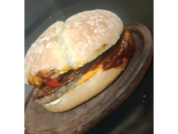 La Explosiva c/guarnicion de papas fritas