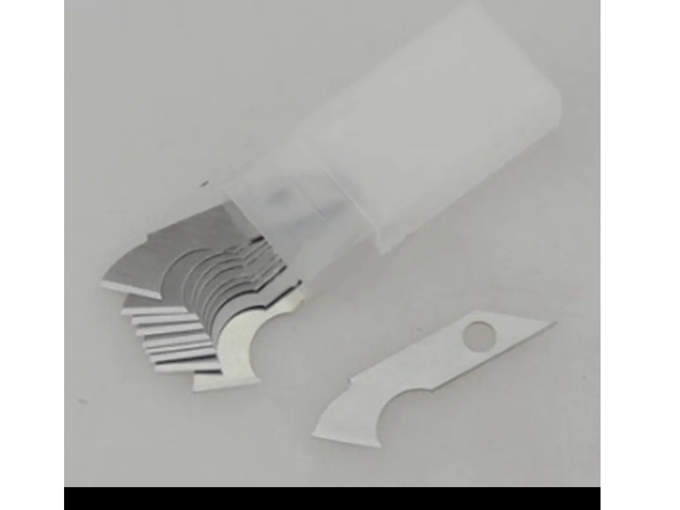 REPUESTOS CUTTER DE ACRILICO x 5 unidades