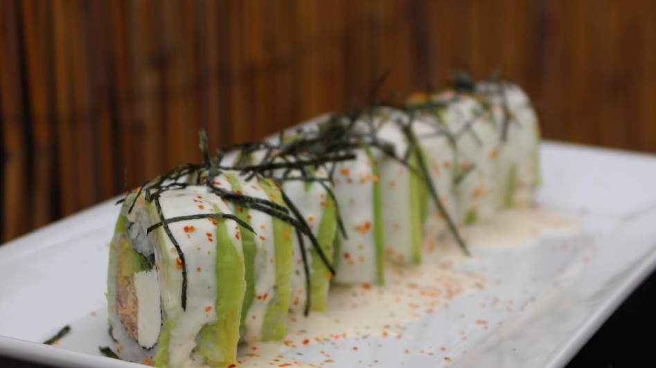 Rolls envueltos en palta