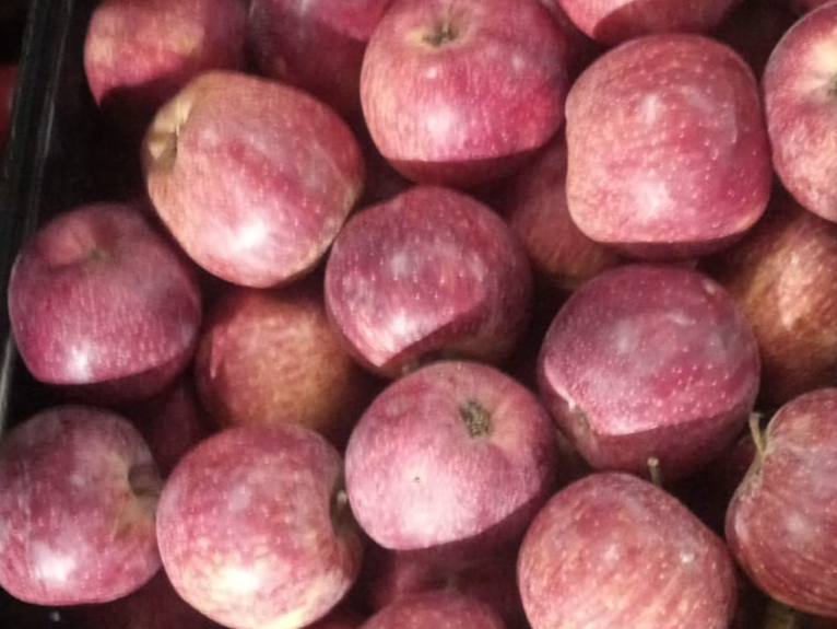 Manzana chica roja