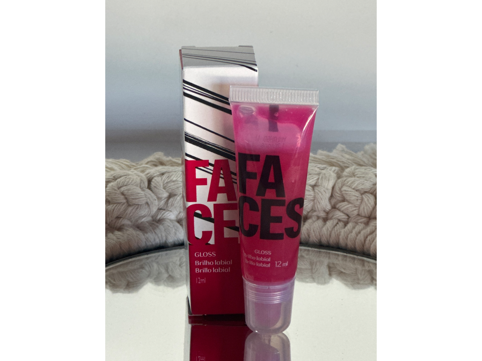 Gloss labial