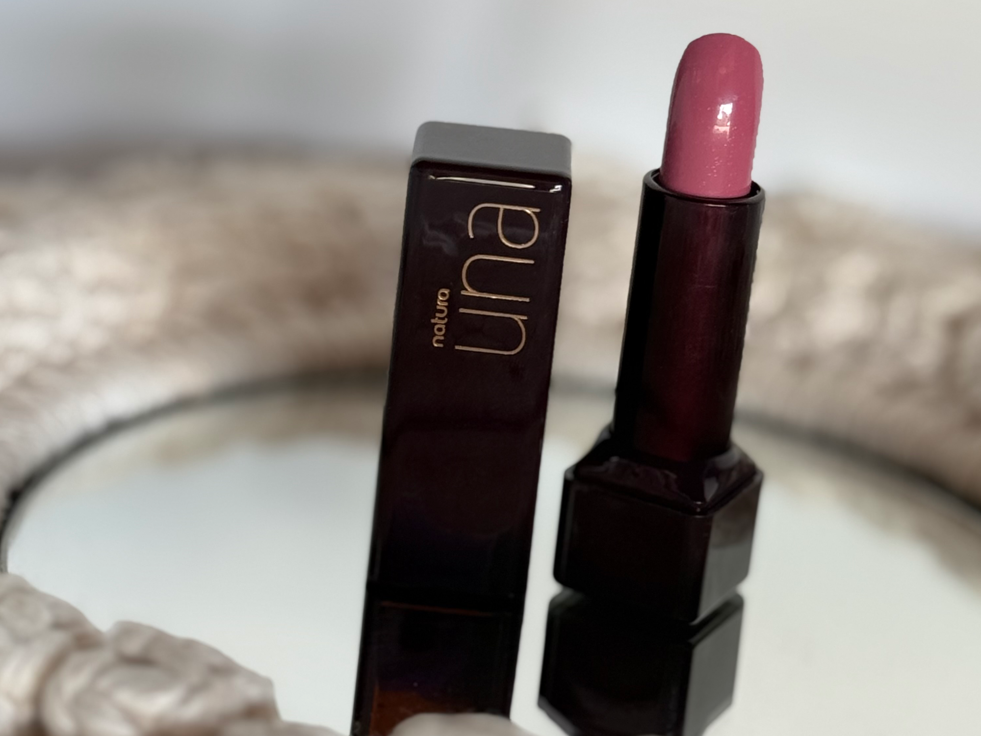 Labial una rosa