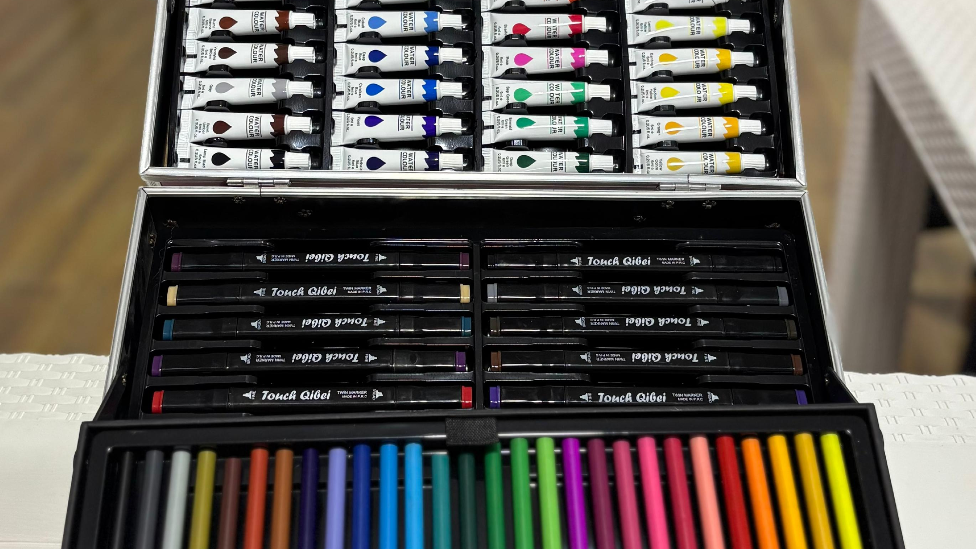 MALETIN SET DE ARTE 132 PCS