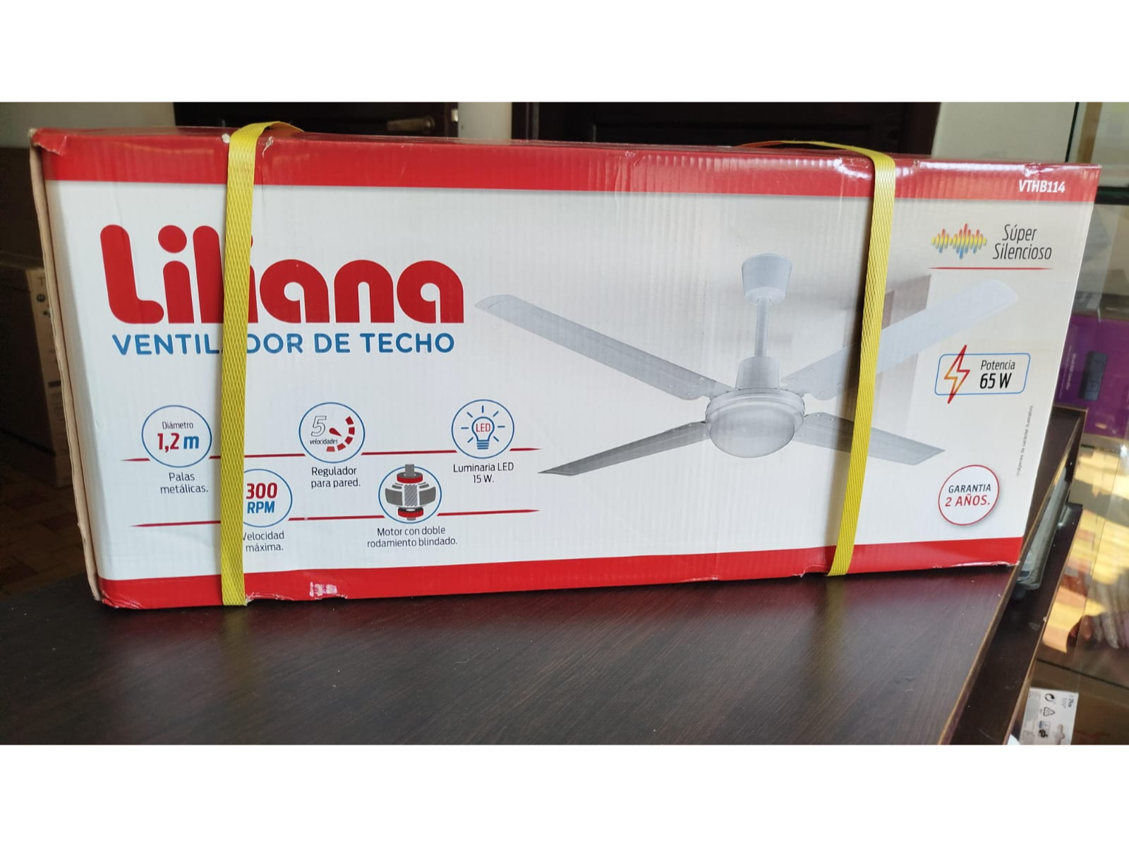 Ventilador de techo con luz