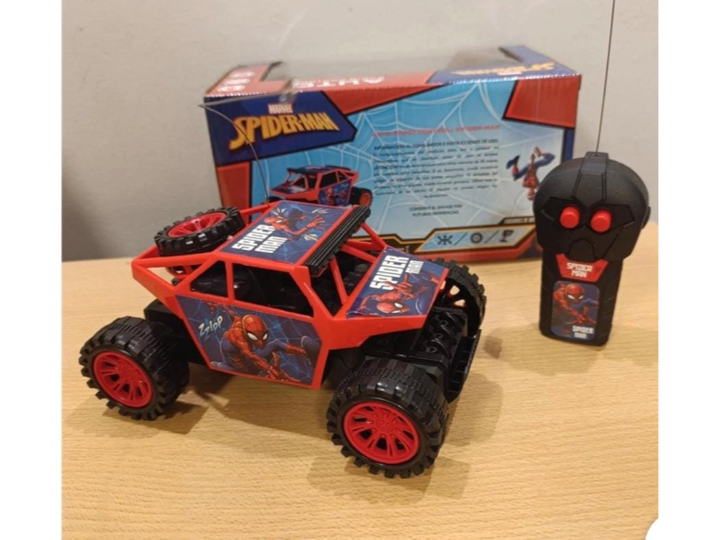 CAMIONETA SPIDERMAN A CONTROL REMOTO