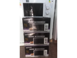 MICROONDAS WINCO DE 20 litros