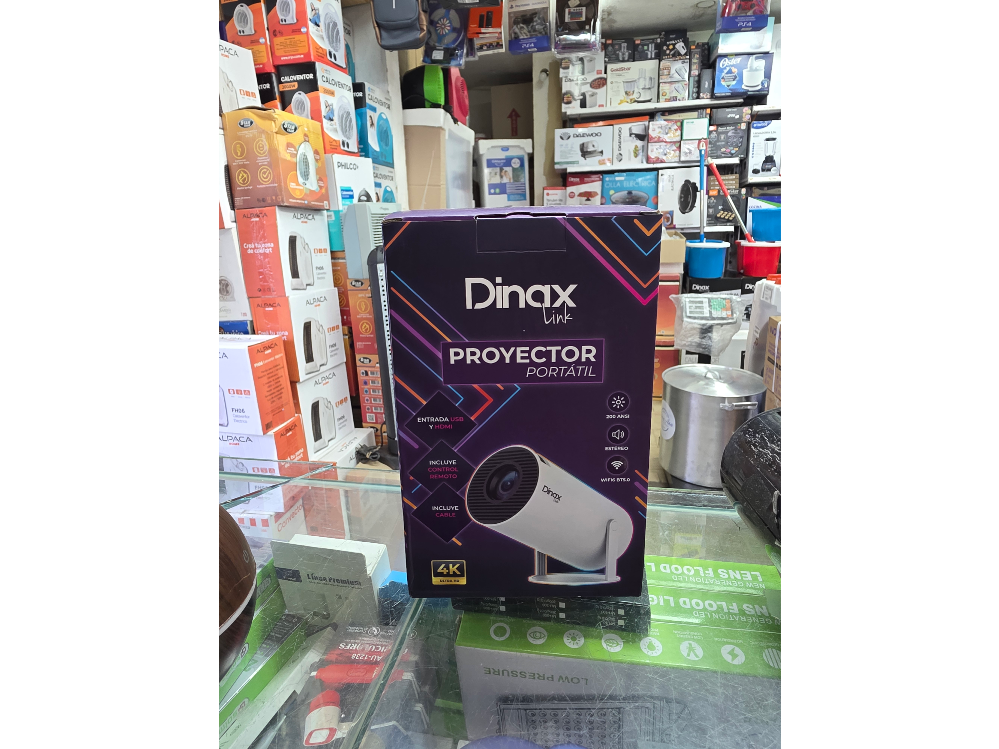 PROYECTOR PORTATIL DINAX