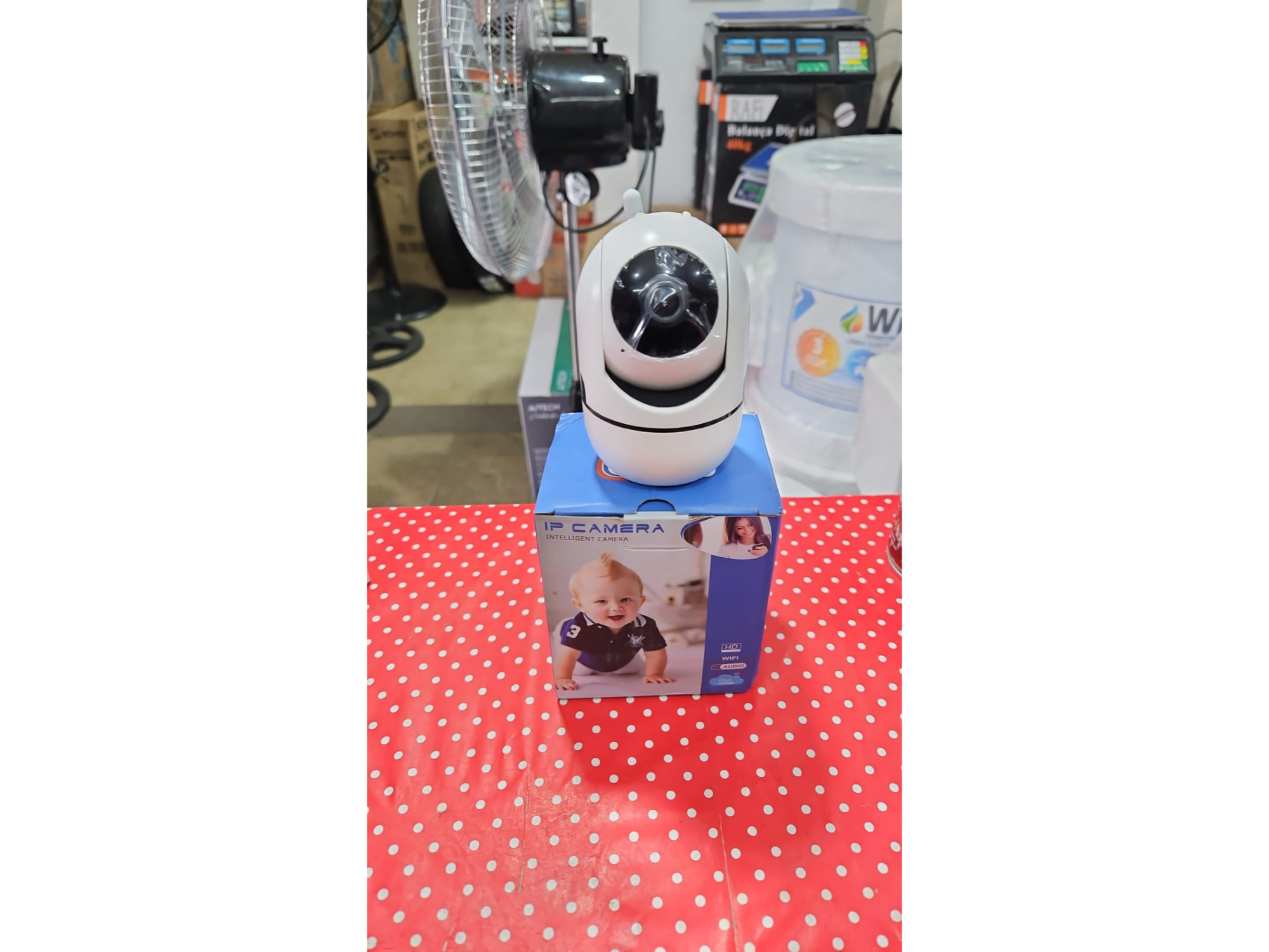 CAMARA INTERIOR iP AWS