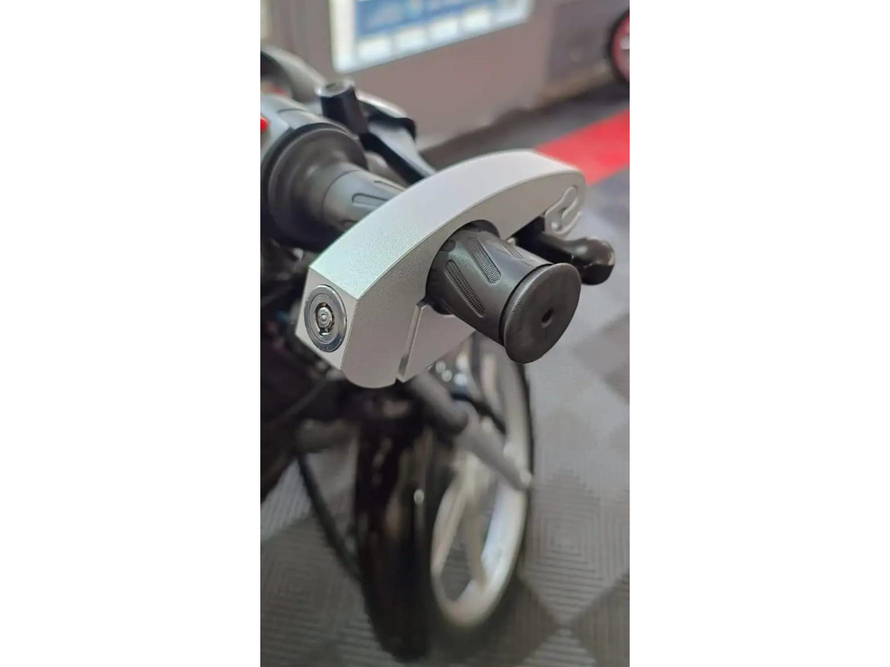 TRABAFRENO DE MOTO