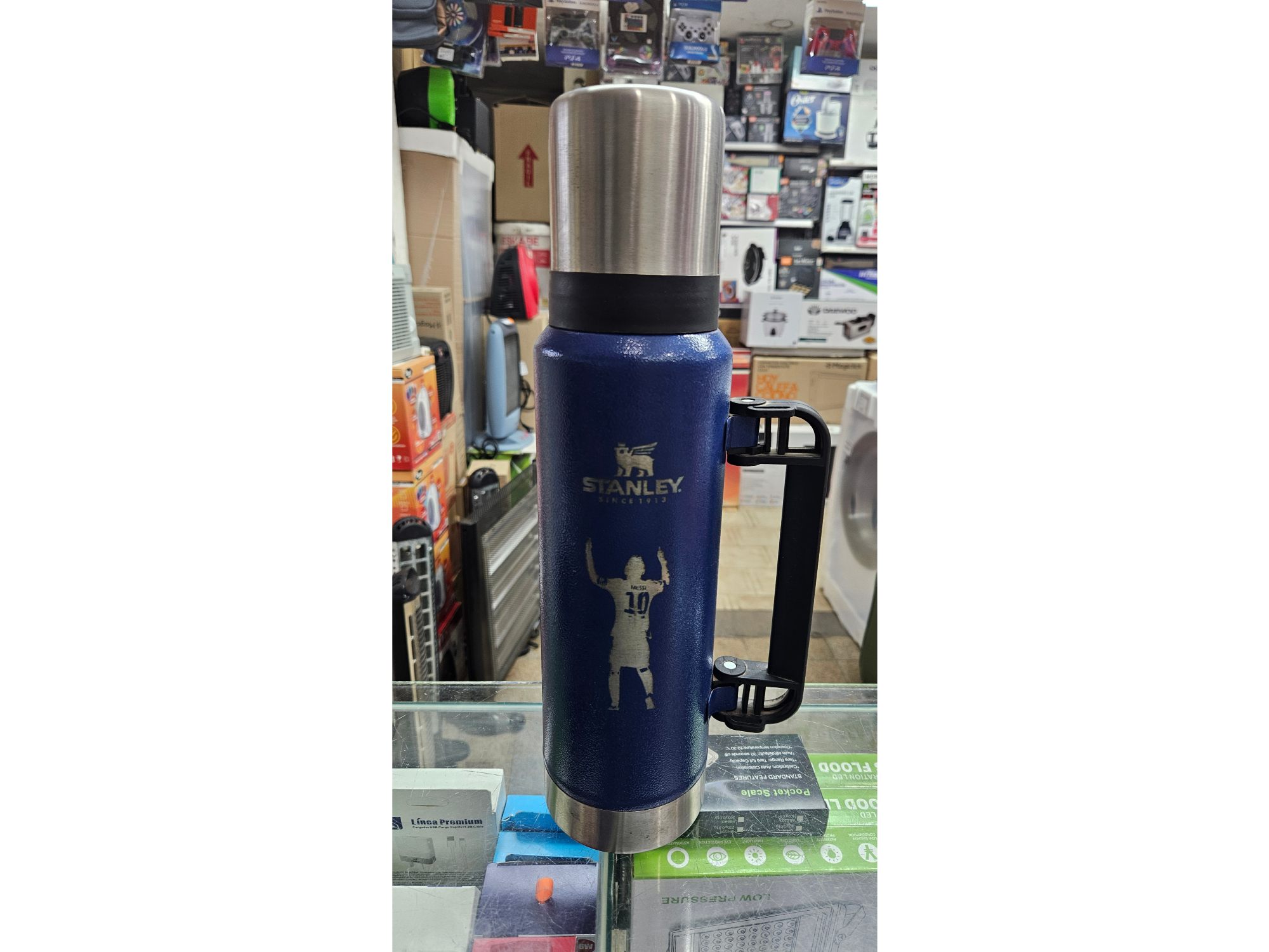 TERMO CON LOGO DE MESSI 1200CC