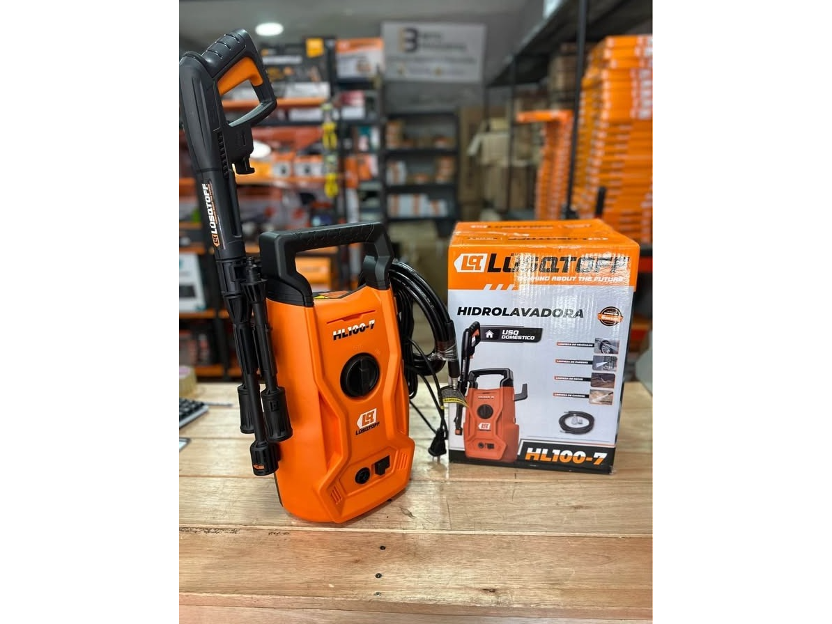 HIDROLAVADORA LUSQTOFF