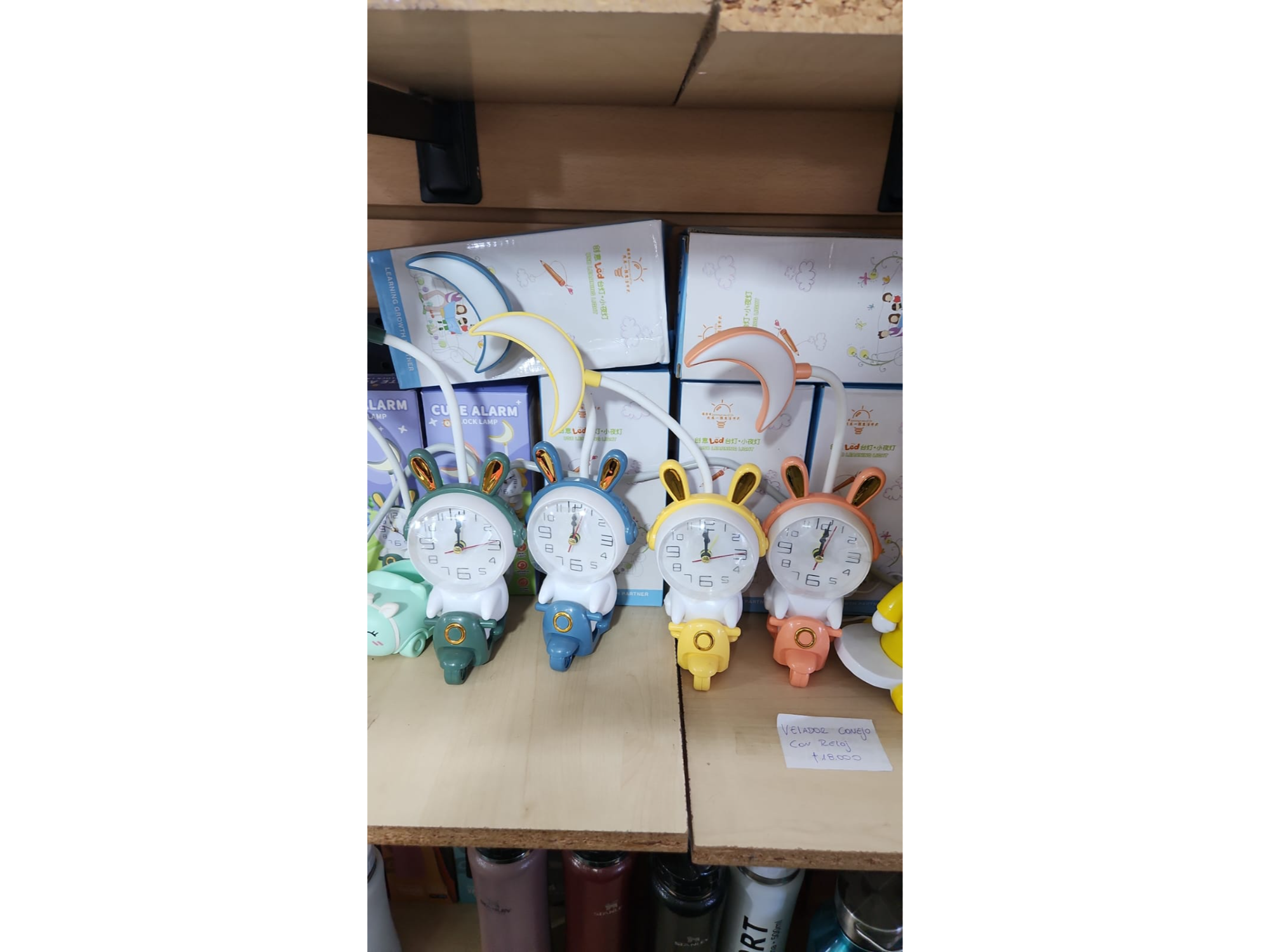 VELADOR CONEJO CON RELOJ