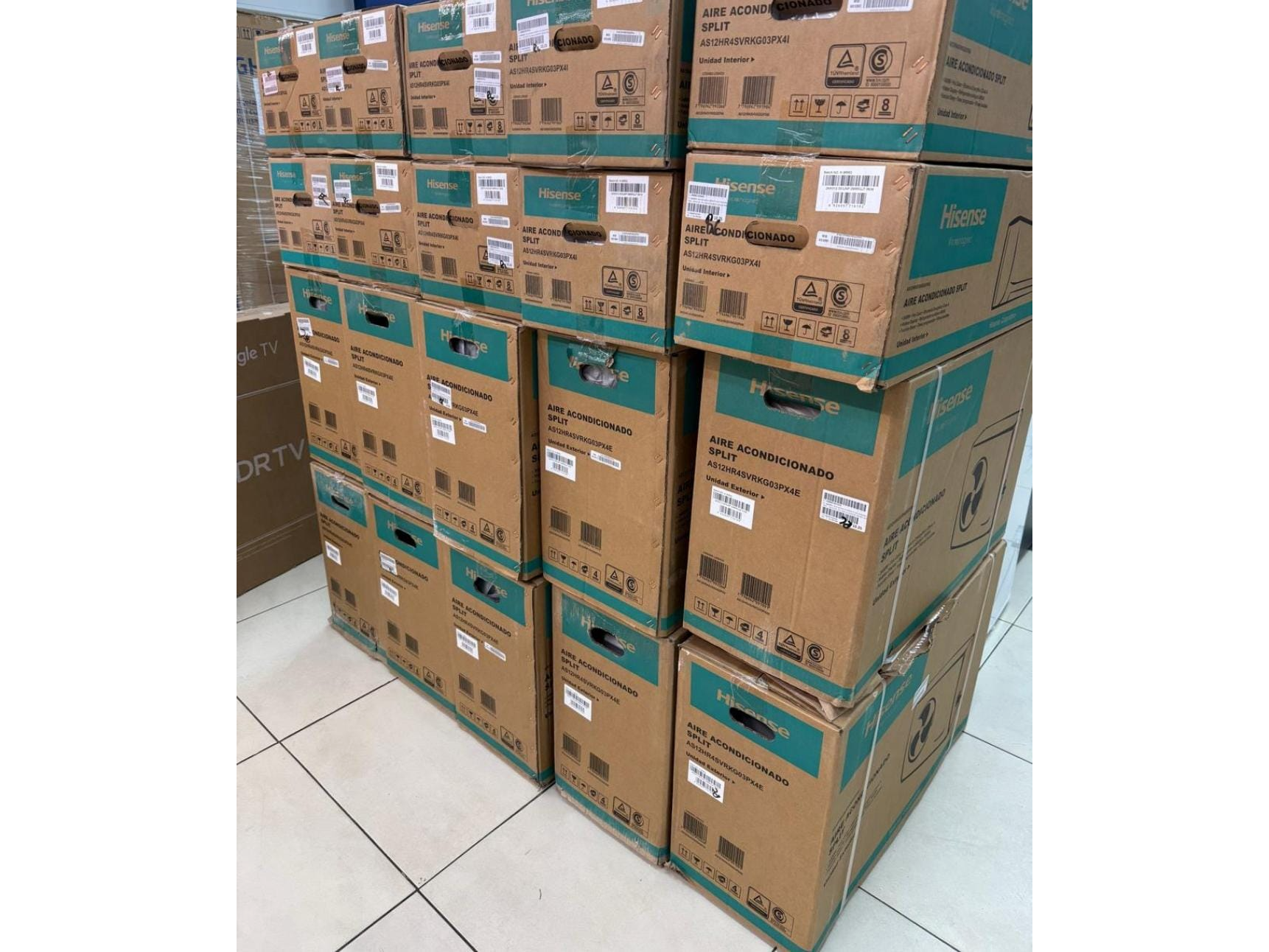 AIRE HISENSE 3400W SPLIT FRIO CALOR