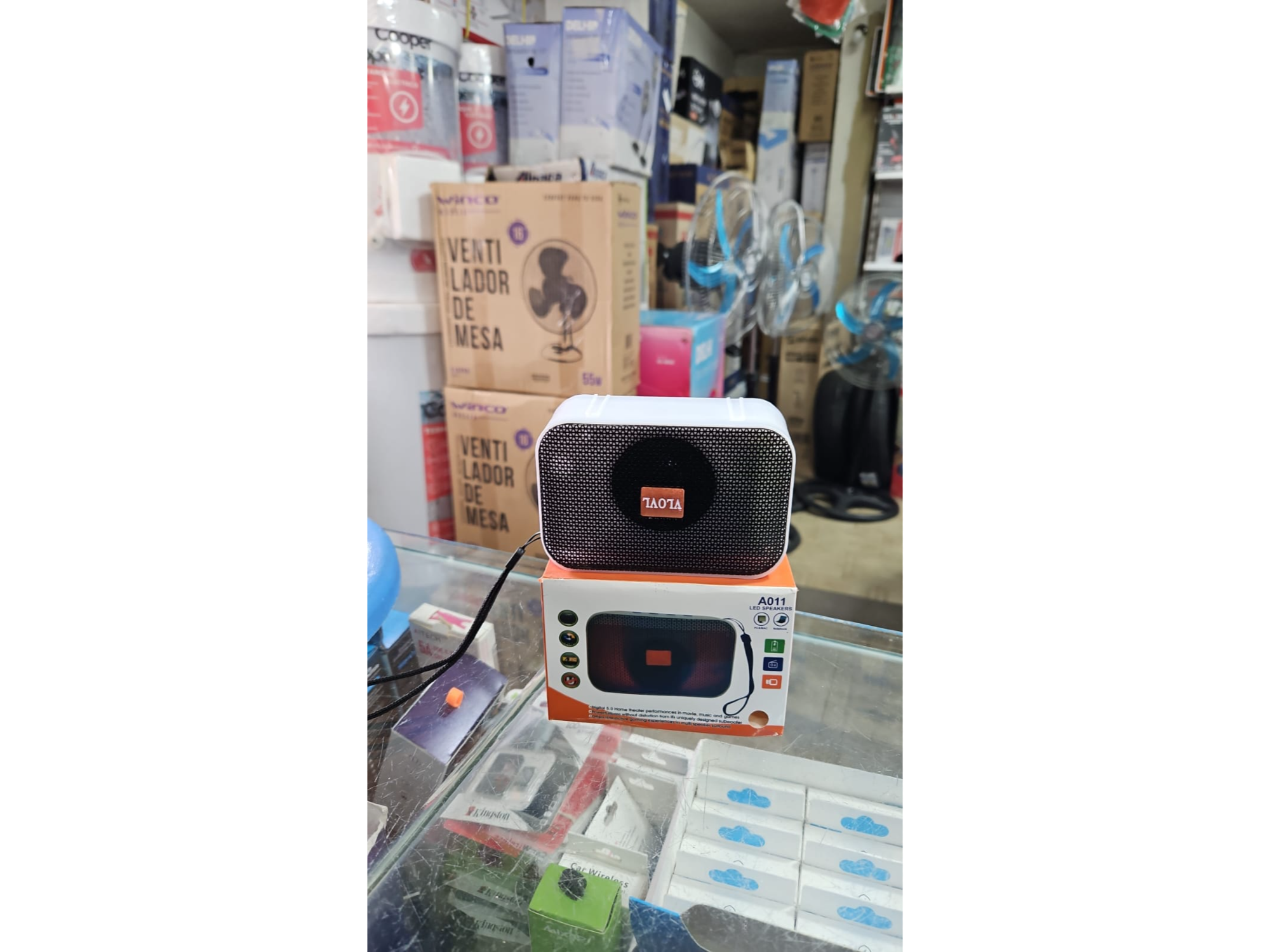 PARLANTE MINI LED 2 A011 CN CORREA