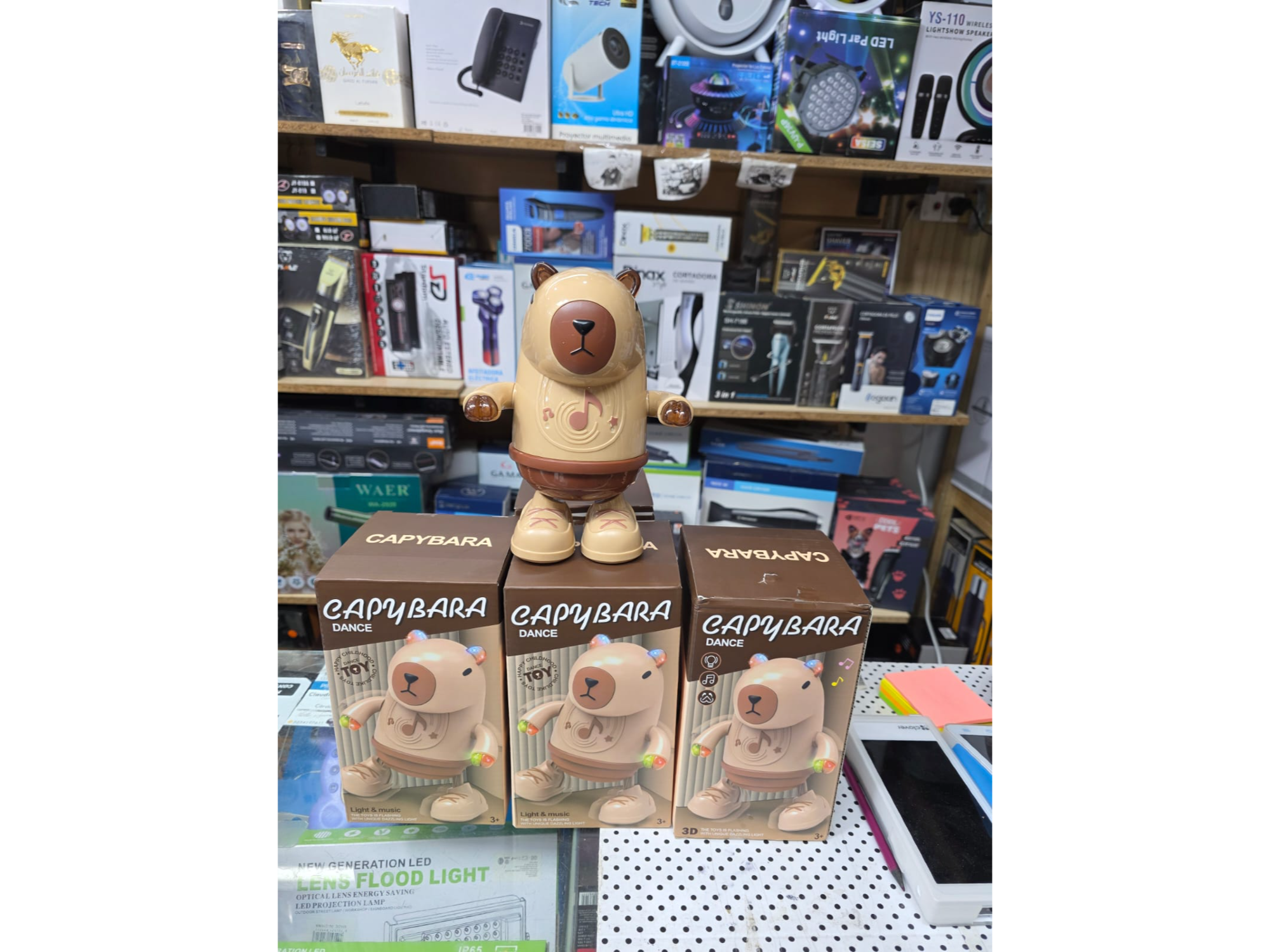 MUÑECO CAPIVARA