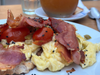 Tostón Huevos y Panceta
