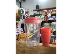 Jarra plástica 2litros +6 vasos