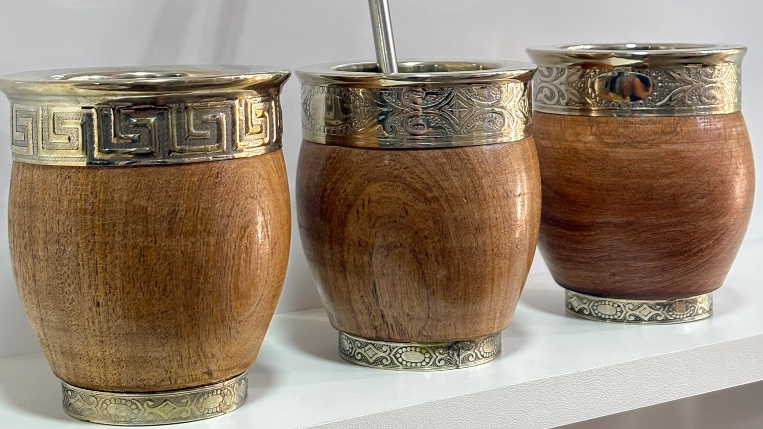 MATES INTERIOR ALGARROBO