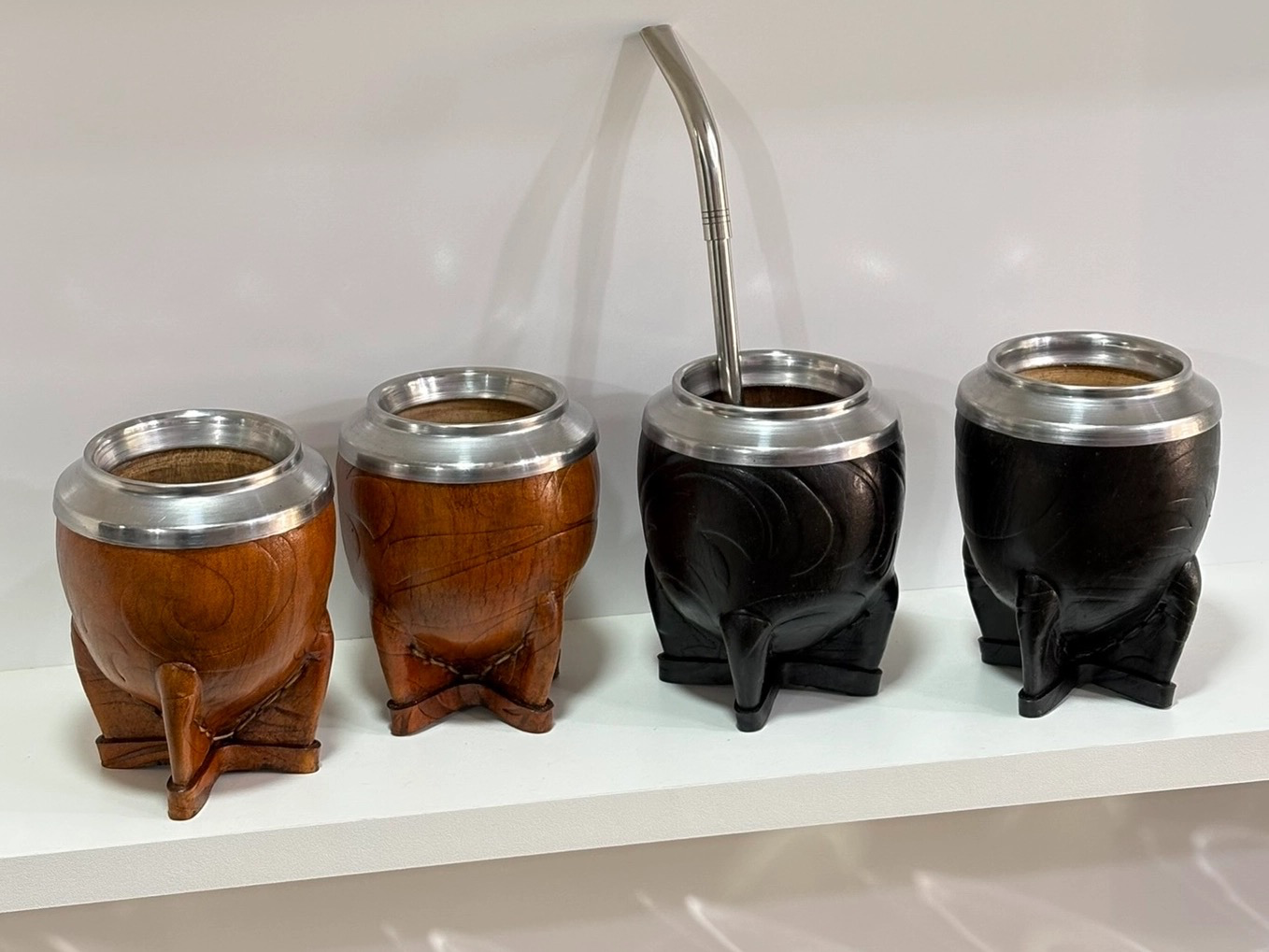MATE TORPEDO ALGARROBO FORRADO EN CUERO