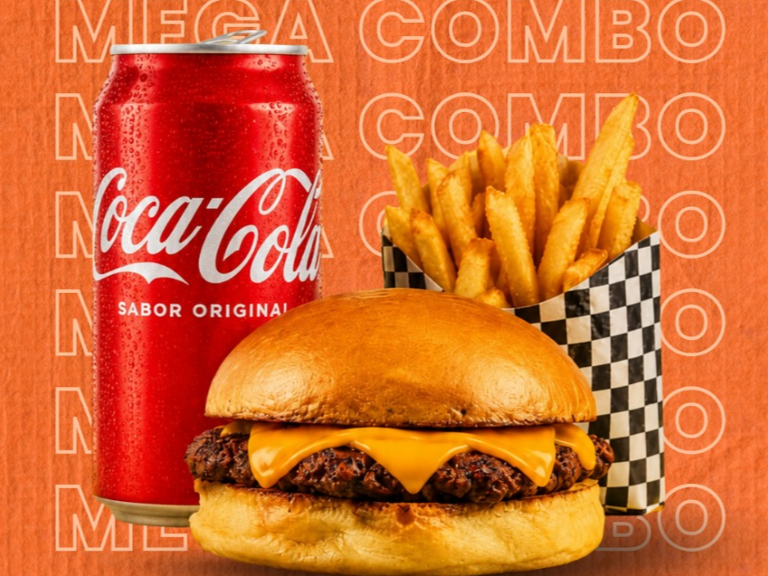 1 monedita con fritas  mas una lata de coca