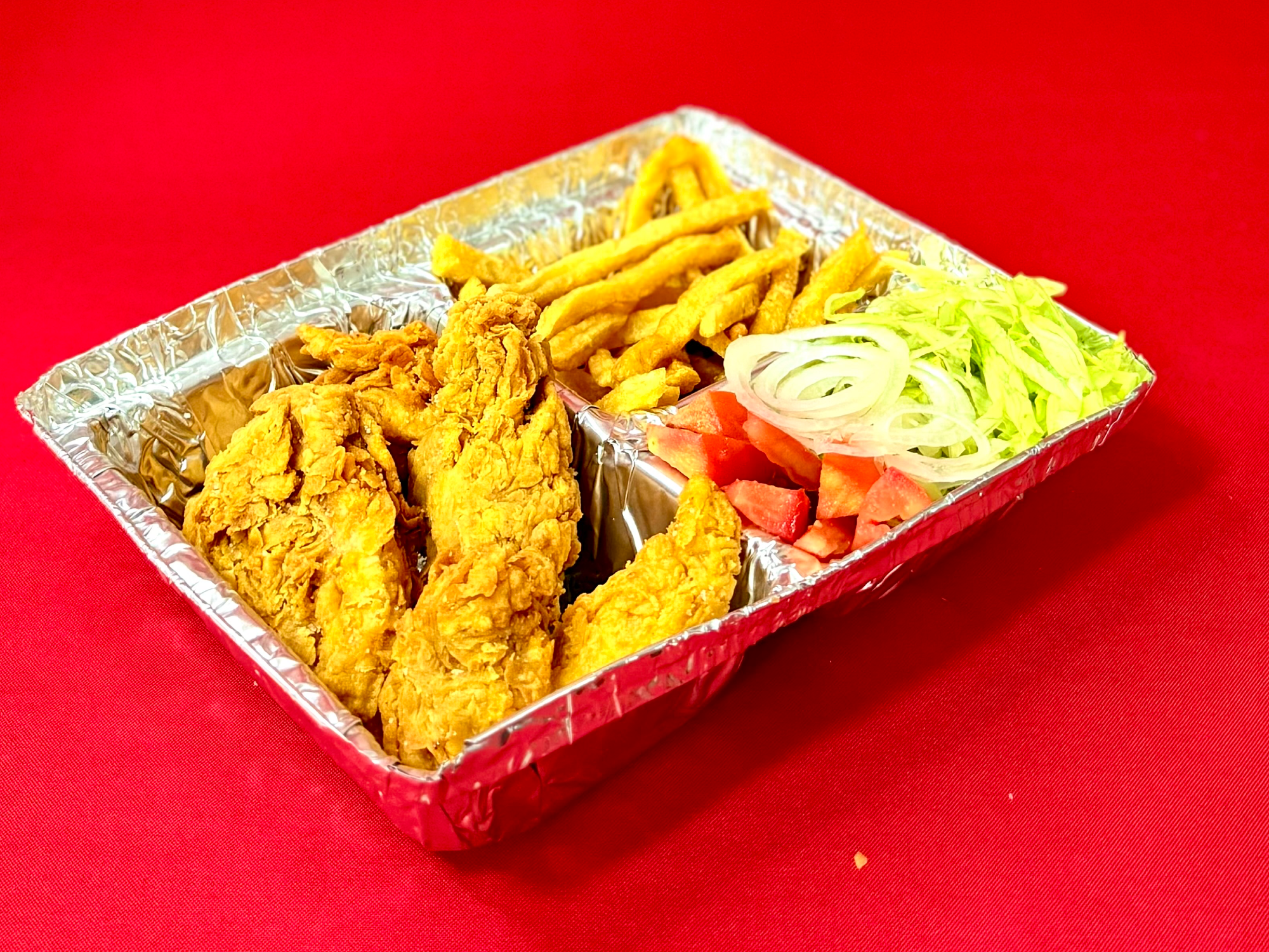 4 PIEZAS DE POLLO FRITO + PAPAS o TORTILLA + ENSALADA