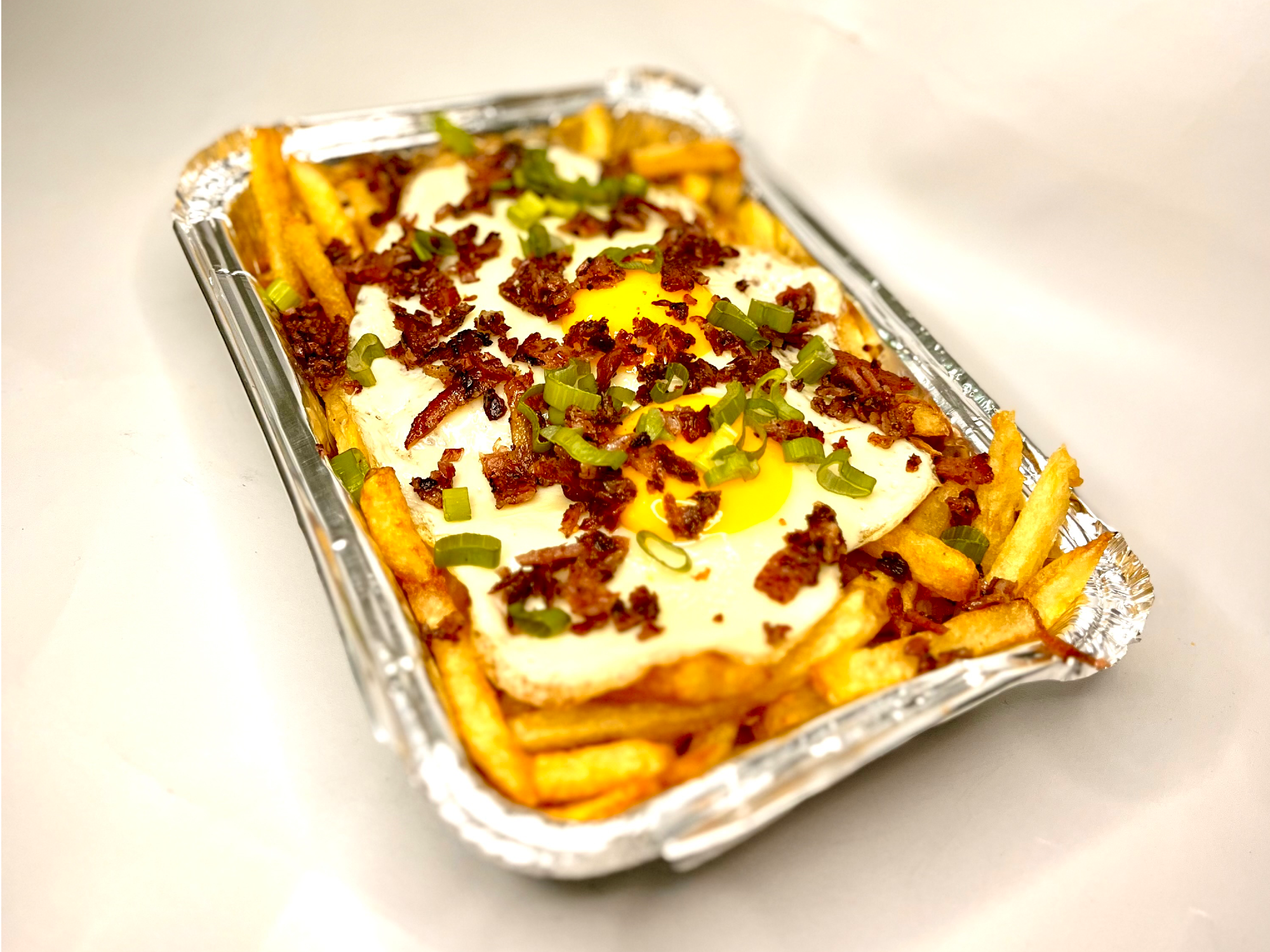 CAJA DE PAPAS CON PANCETA Y HUEVO