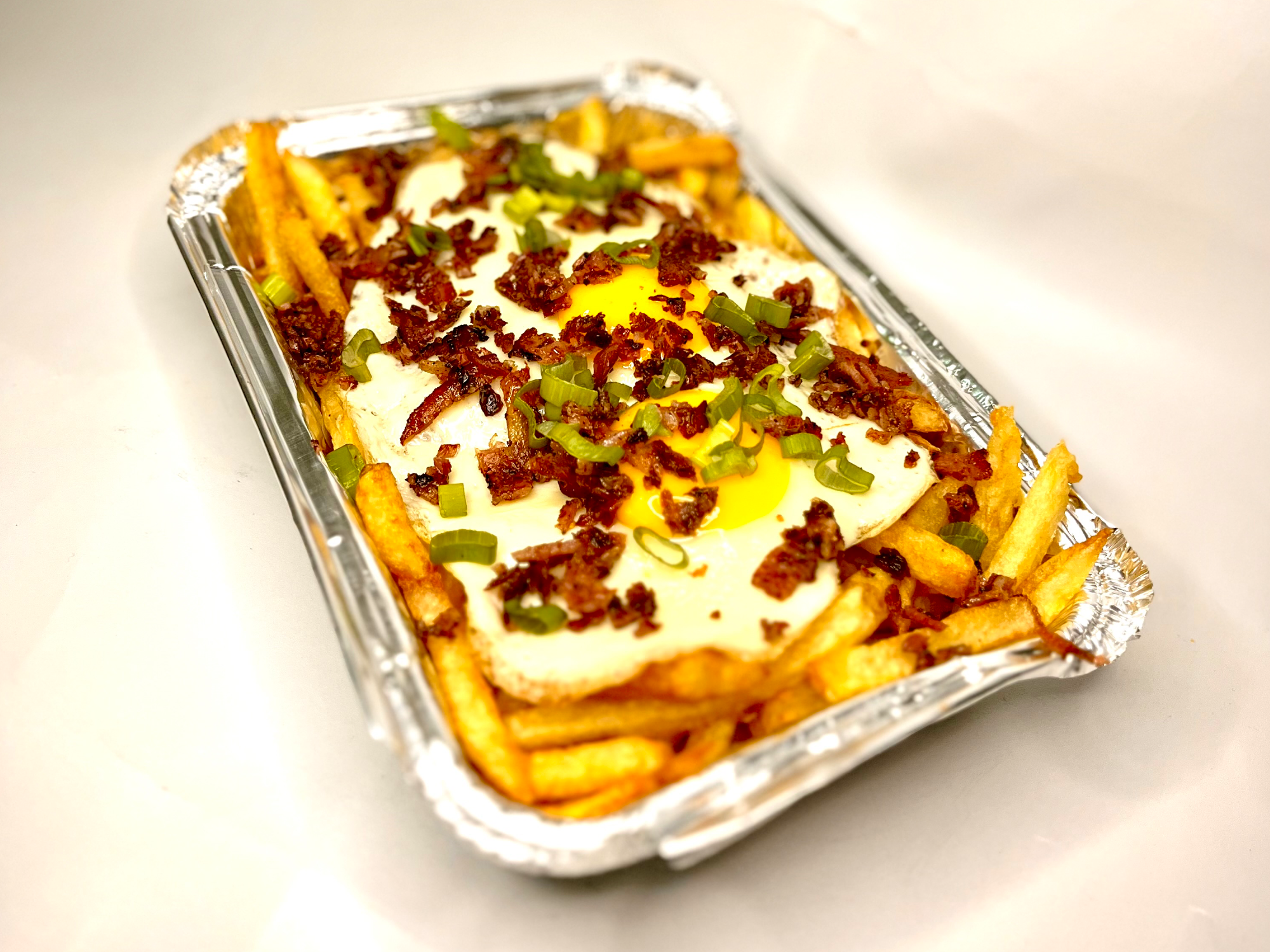 CAJA DE PAPAS CON PANCETA Y HUEVO