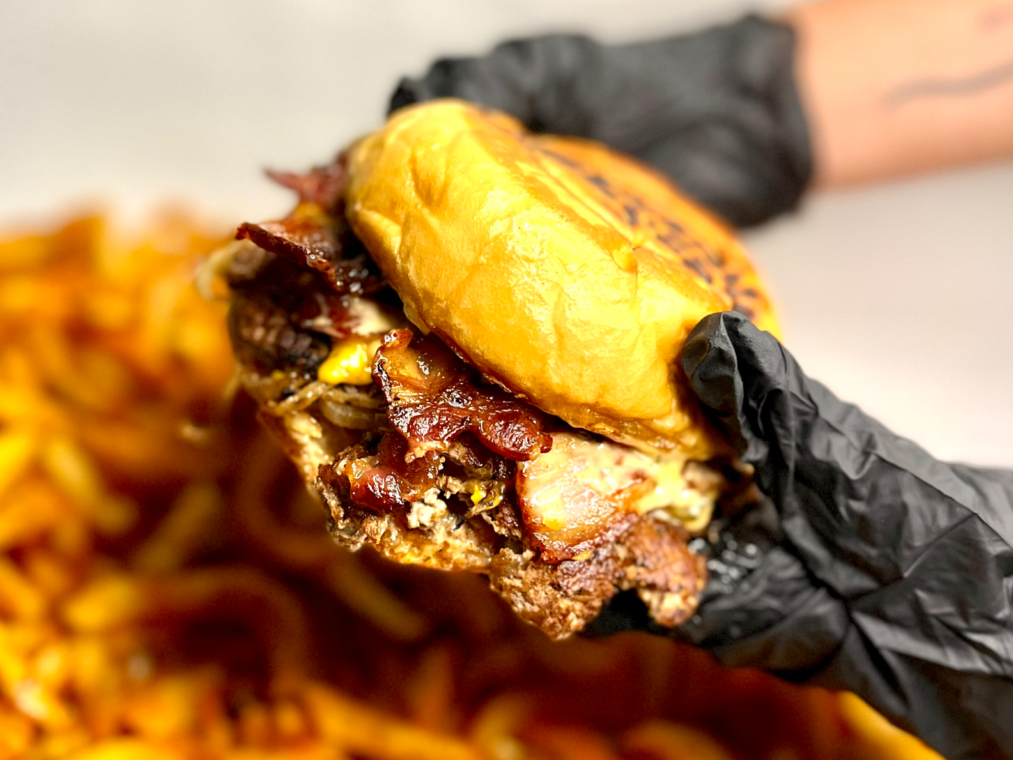 PROMO 2 TYSON DOBLES + 2 PORCIONES DE PAPAS