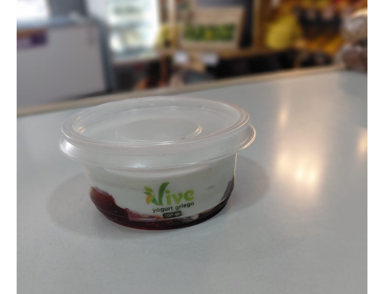 YOGUR GRIEGO CON MERMELADA